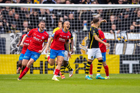 Helsingborgs Albert Ejupi och Anthony van
