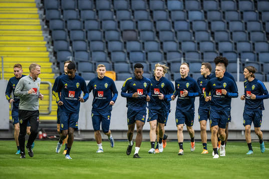 Alexander Isak, Anthony Elanga and Emil Forsberg of the