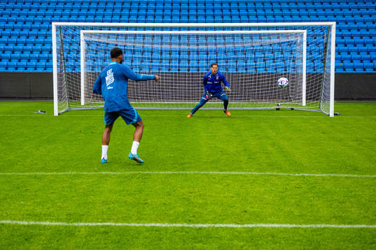 Joshua King and goalkeeper Ørjan Håskjold Nyland of the