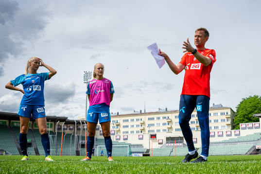 Martin Sjögren, head coach of the Norwegian women's