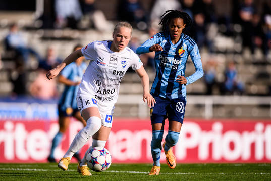 Kalmars Wilma Finnman och Djurgårdens Linda Maserame
