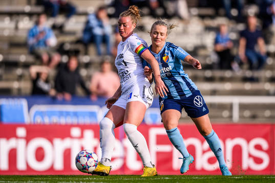 Kalmars Paige Culver och Djurgårdens Tove Almqvist