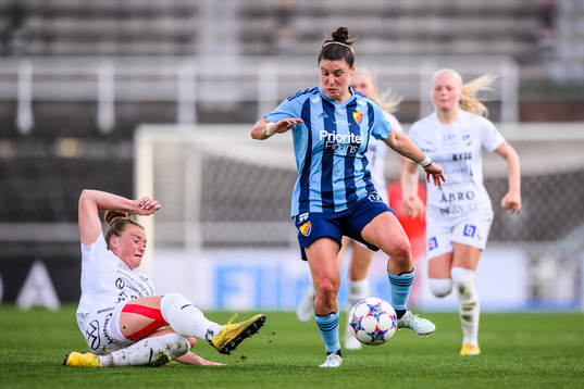Kalmars Paige Culver och Djurgårdens Hayley Dowd