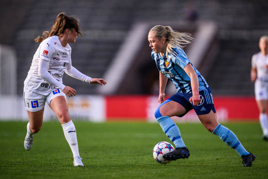 Kalmars Annie Habeeb och Djurgårdens Alice Bergström