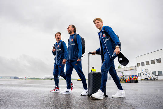 Patrick Berg, kit manager Sigurd Ertsås and Jens Petter