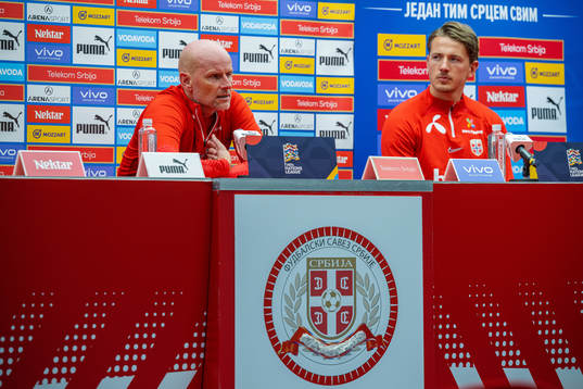 Ståle Solbakken, head coach, and Sander Berge of the