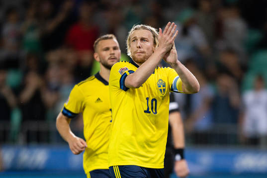 Emil Forsberg of Sweden celebrates the 0-1 goal