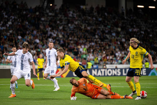 Viktor Claesson and Emil Forsberg of Sweden against Jaka