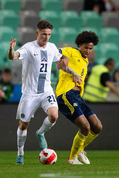 Benjamin Verbic of Slovenia and Jens Cajuste of Sweden
