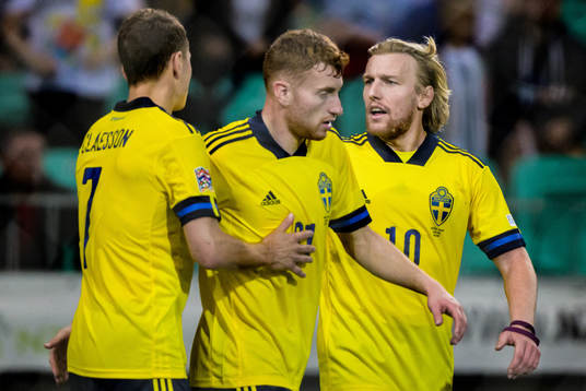 Bläddra bland fler bilder av Football, Nations League, Slovenia - Sweden