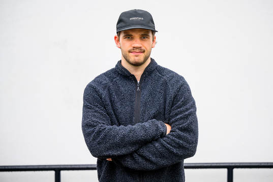 Ishockeyspelaren Timothy Liljegren