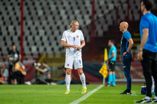 Erling Braut Haaland and Ståle Solbakken, head coach of