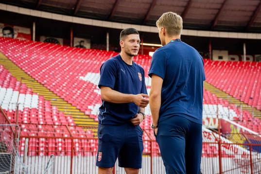 Luka Jović of Serbia and Martin Ødegaard of Norway