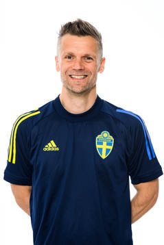 Janaxel Olsson, Naprapat i P17-landslaget