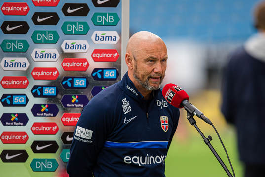 Mark Dempsey, assistant coach of Norway