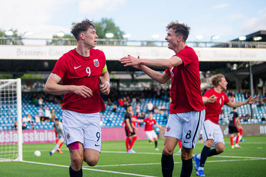 Bläddra bland fler bilder av Football, UEFA Euro Under-21 Qualifier, Norway - Croatia