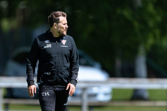 Tvååkers assisterande tränare Tobias Hysén före