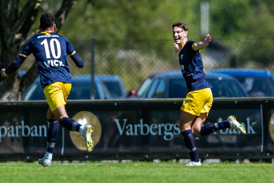 Torns Noah Christoffersson jublar