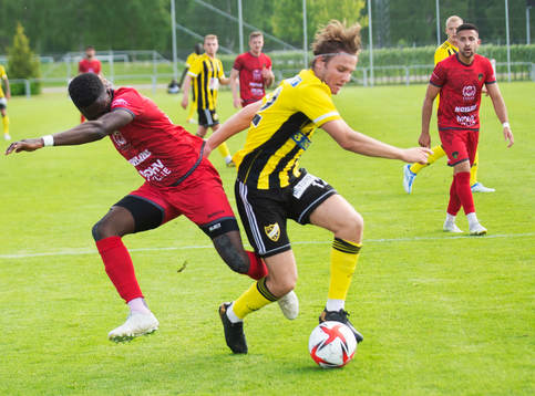 IFK Hässleholms Isaac Holmberg i matchen i div. 2 Södra