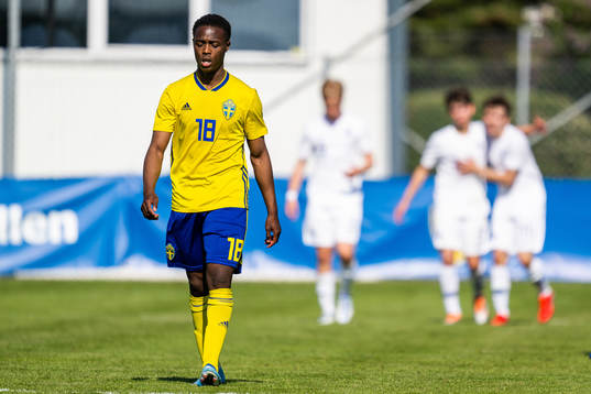 Sveriges Richie Omorowa deppar