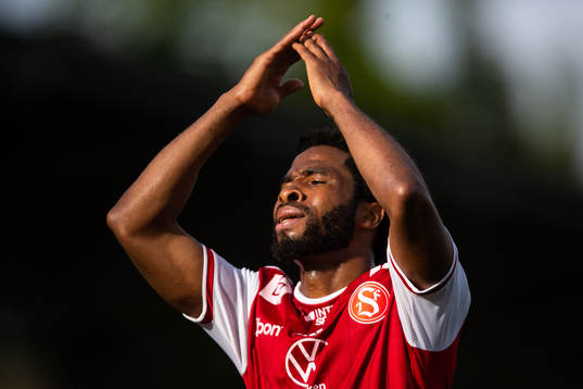 Sandvikens John Junior Igbarumah deppar