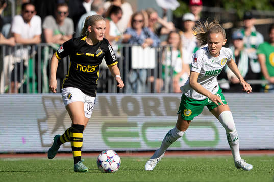 s Emelie Jansson och Hammarbys Matilda Vinberg