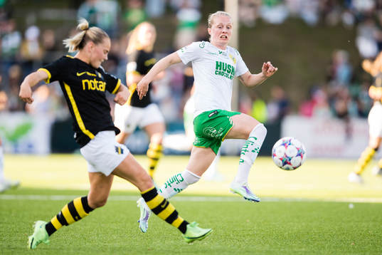 s Agnes Nyberg och Hammarbys Emilia Larsson