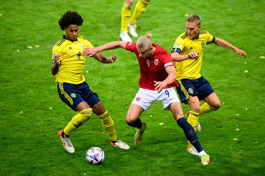 Jens Cajuste and Ludwig Augustinsson of Sweden against