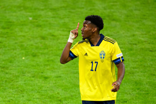Anthony Elanga of Sweden celebrates