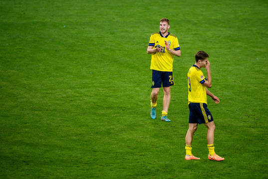 Dejan Kulusevski and Mattias Svanberg of Sweden