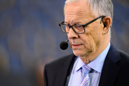 Lars Lagerbäck in Viaplays studio