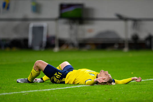 Emil Forsberg of Sweden looks dejected