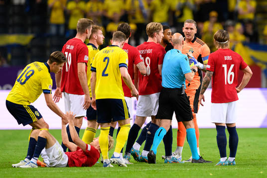 Goalkeeper Robin Olsen of Sweden reacts