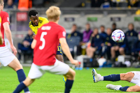 Anthony Elanga of Sweden scores 2-0