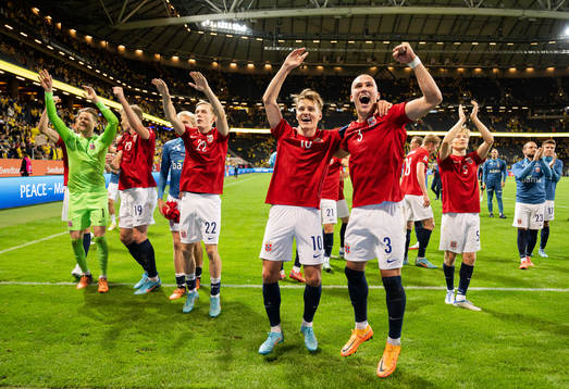 Martin Ødegaard and Leo Skiri Østigård of Norway
