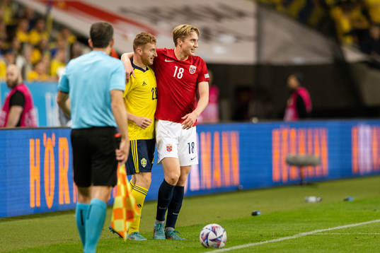 Dejan Kulusevski of Sweden and Kristian Thorstvedt of Norway