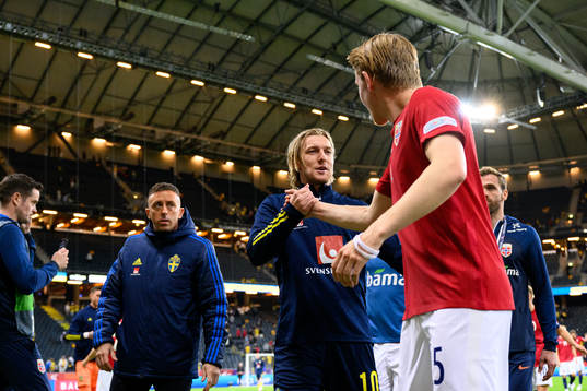 Emil Forsberg of Sweden and Jens Petter Hauge of Norway