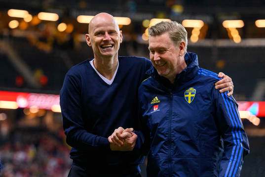 Ståle Solbakken, head coach of Norway, and assistant coach