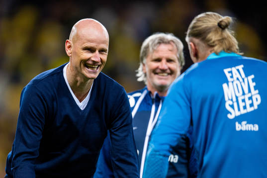 Ståle Solbakken, head coach of Norway, and Kent Bergersen,