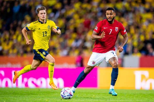 Mattias Svanberg of Sweden and Joshua King of Norway