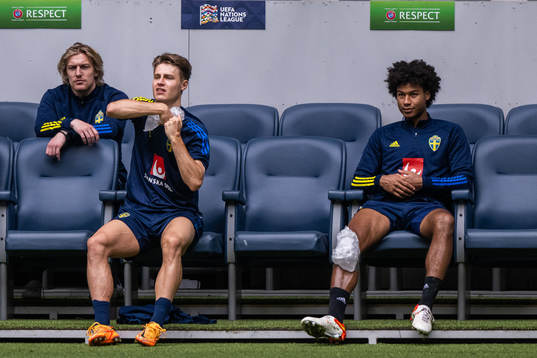 Emil Forsberg, Mattias Svanberg and Jens Cajuste of the