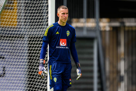 Goalkeeper Samuel Brolin