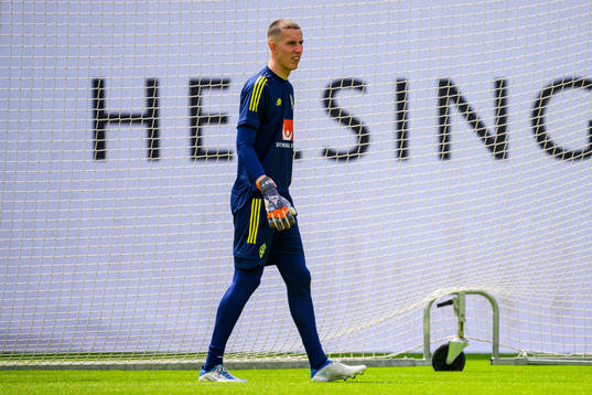 Goalkeeper Samuel Brolin