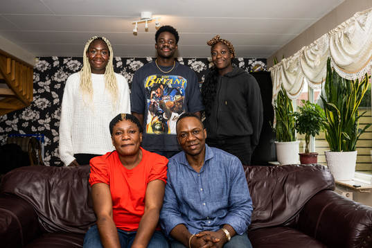 Ketsia, Joel, Charité, Marie och Jonathan Mumbongo