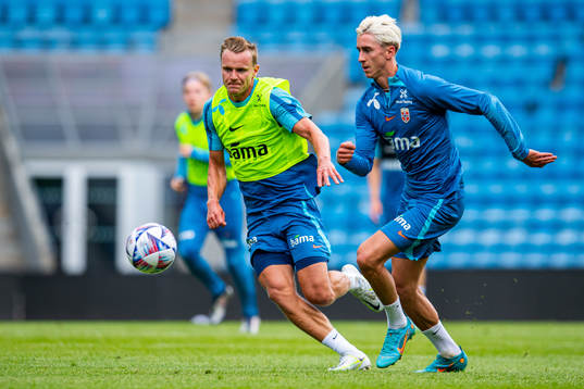 Marius Lode and Dennis Johnsen of the Norwegian national