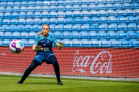 Goalkeeper Guro Pettersen of the Norwegian women's national