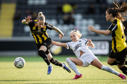 Häckens Filippa Curmark och Eskilstuna Uniteds Felicia