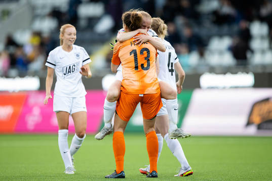 Eskilstunas spelare jublar