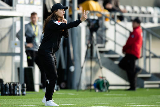 Eskilstunas assisterande tränare Elena Sadiku