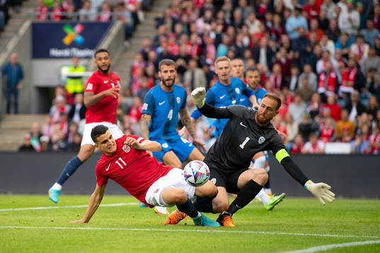 Mohamed Amine Elyounoussi of Norway and of Slovenia